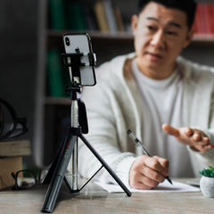 HWE189 - Creator Selfie Stick Tripod