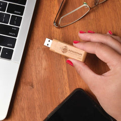 USB Flash Drive by HappyWay Promotions